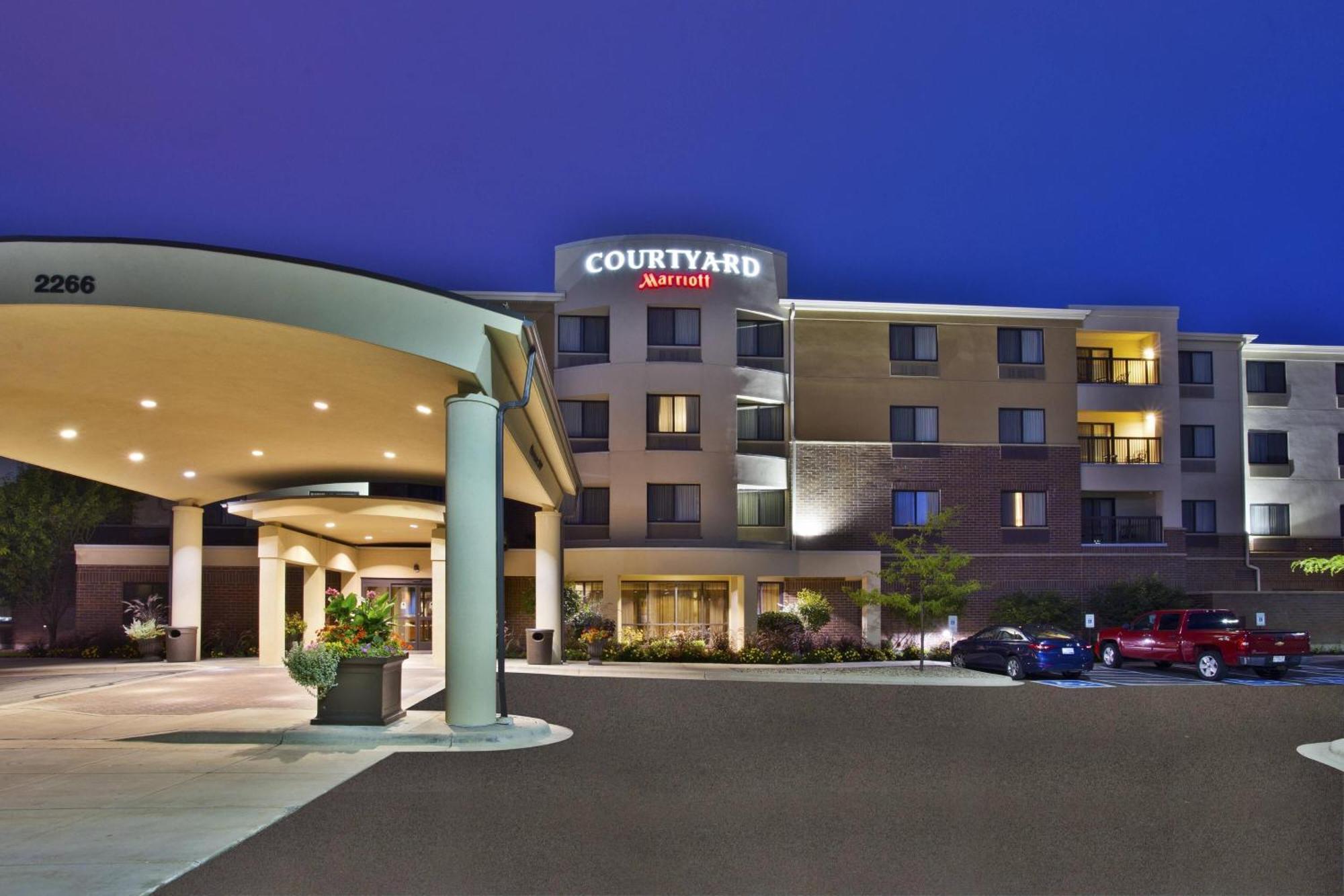 Готель Courtyard By Marriott Madison West / Міддлтон Екстер'єр фото