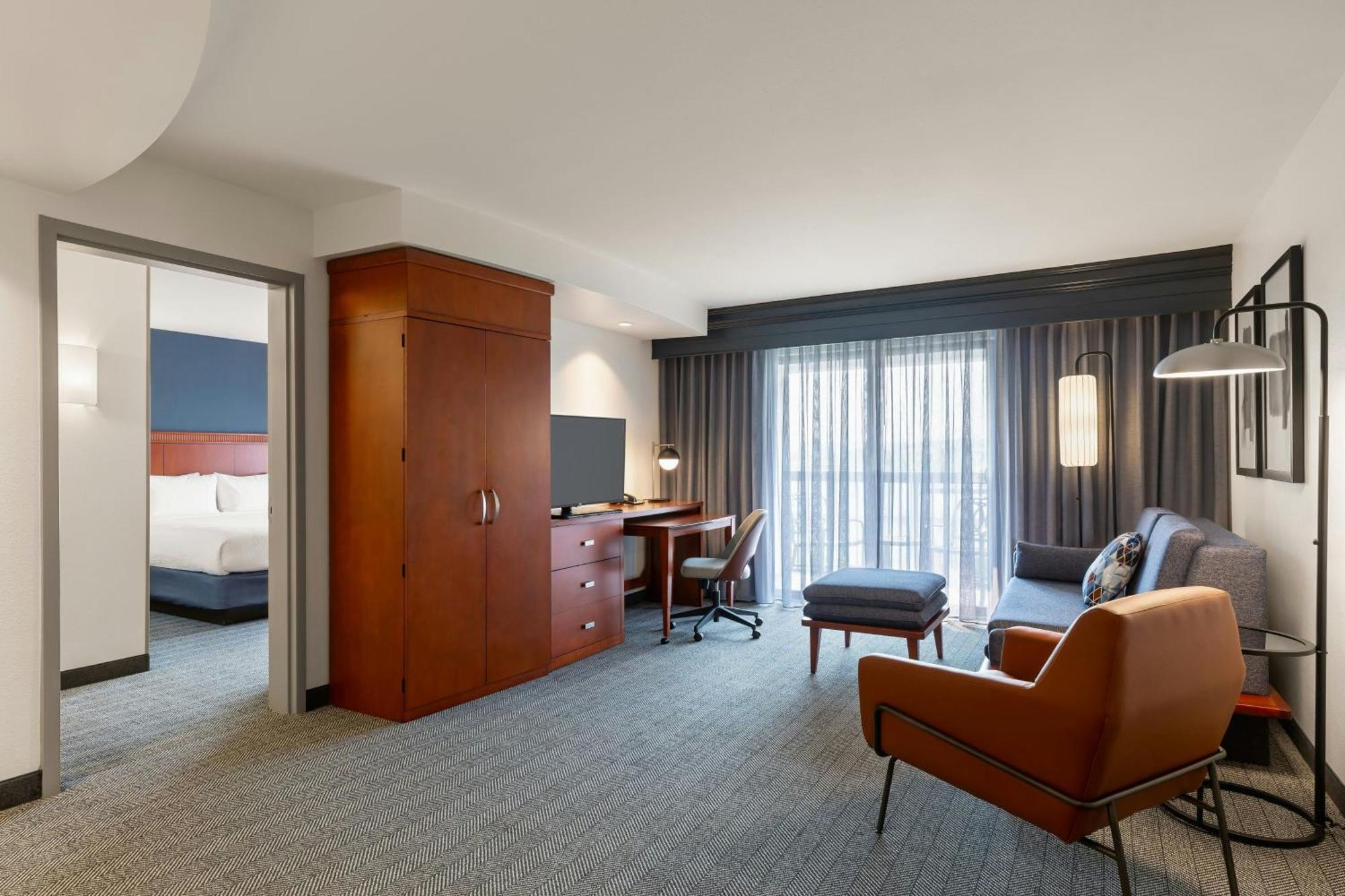 Готель Courtyard By Marriott Madison West / Міддлтон Екстер'єр фото