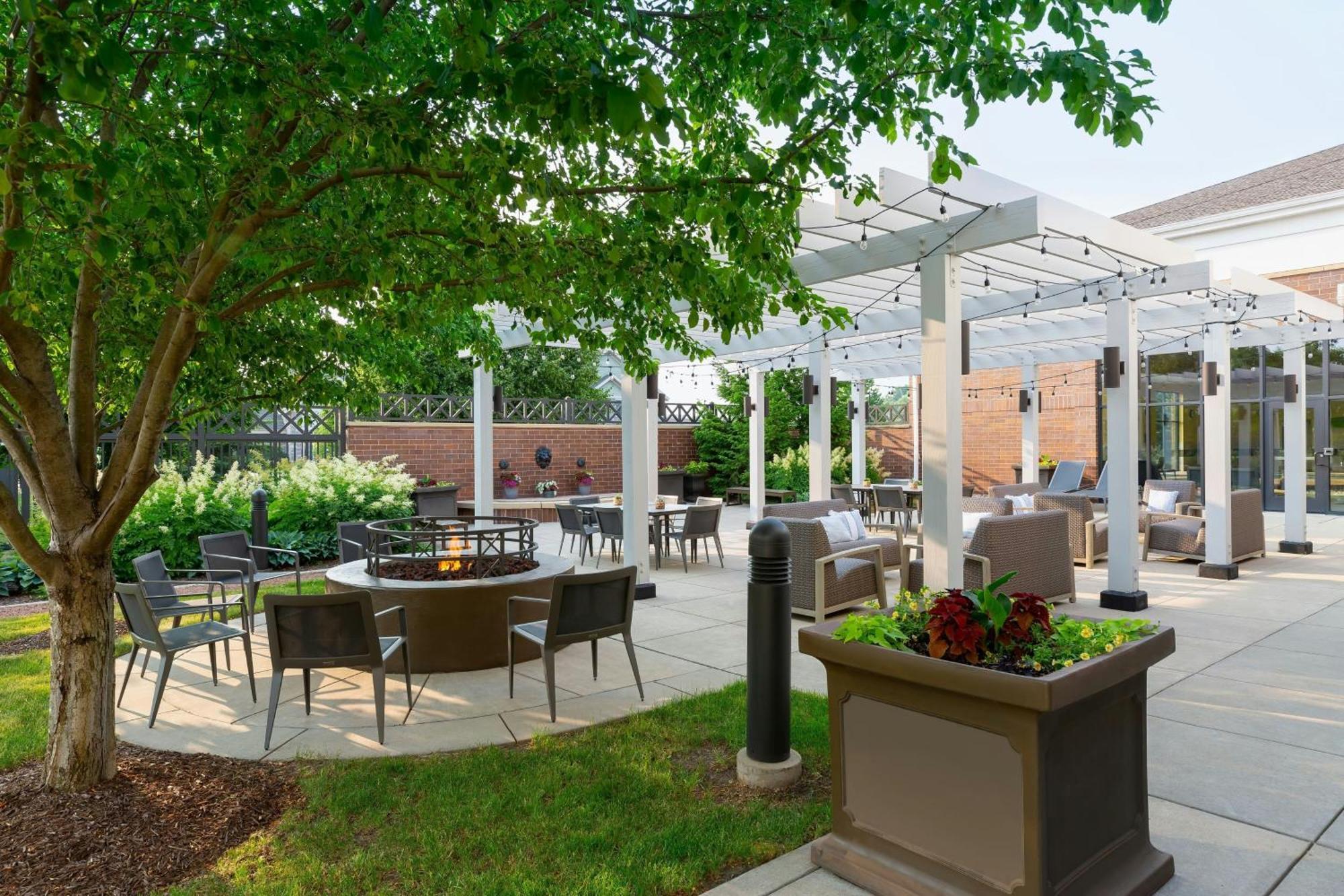 Готель Courtyard By Marriott Madison West / Міддлтон Екстер'єр фото