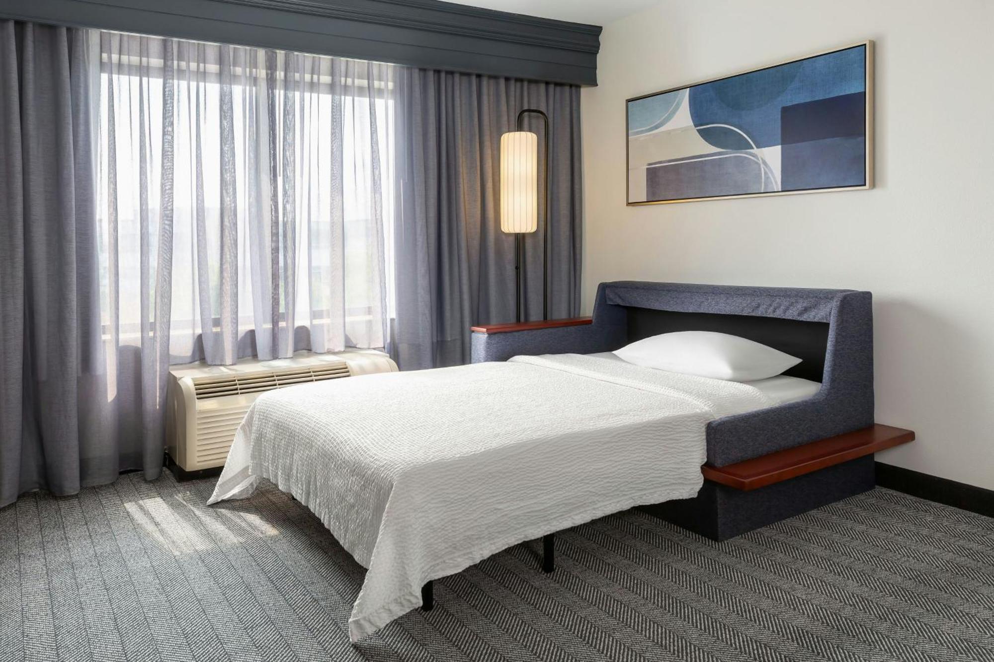 Готель Courtyard By Marriott Madison West / Міддлтон Екстер'єр фото